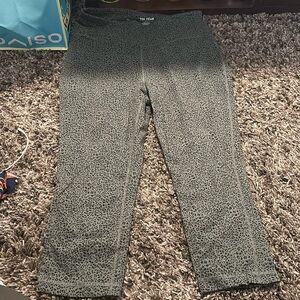 OLIVE GREEN CHEETAH INSPIRED LEGGINGS SZ XL NWOT